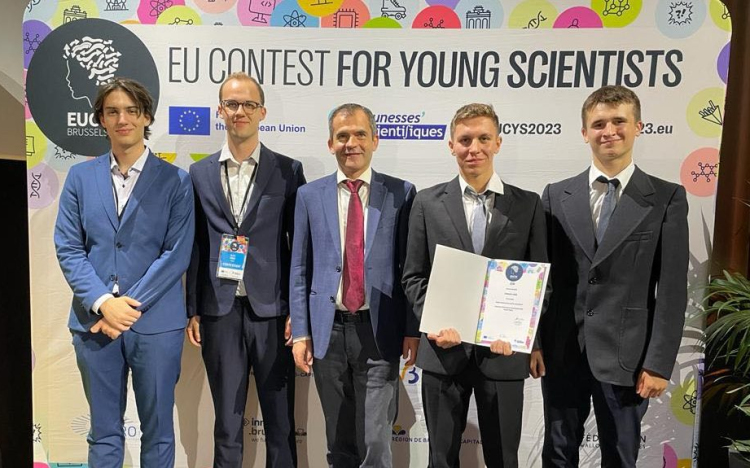 Magyar középiskolás sikere az EU Fiatal tudósok versenyén!