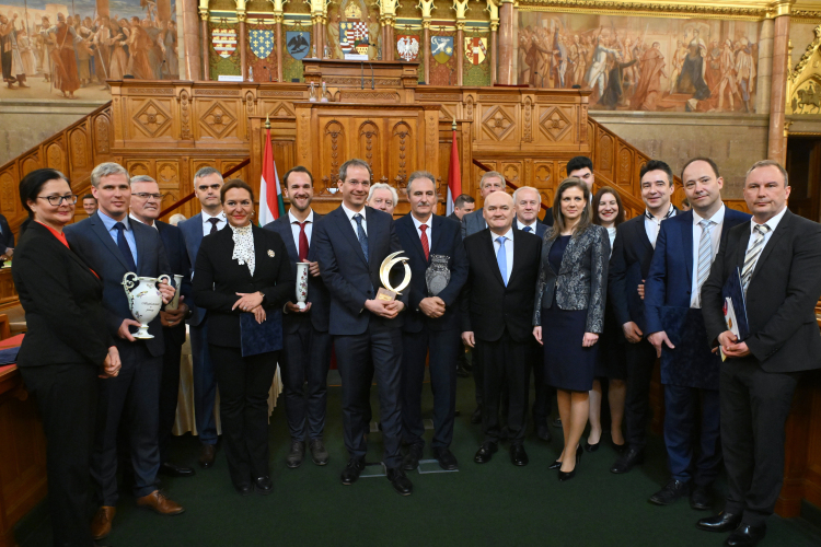 Az Egis Gyógyszergyár Zrt. kapta a Magyar Innovációs Nagydíjat.