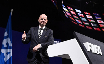 Vb-selejtezők - Infantino: nincs helye erőszaknak a stadionokban!
