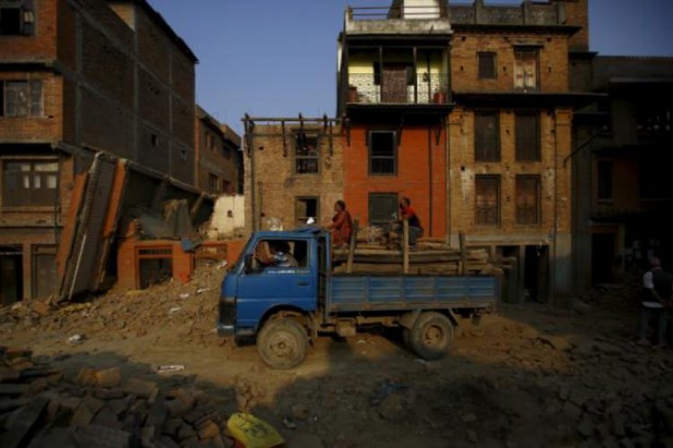 Nepáli földrengés: több mint hatmilliárd dollár kell az újjáépítéshez