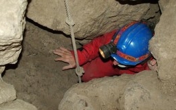 Átszabta a földrengés az ágasvári barlangot