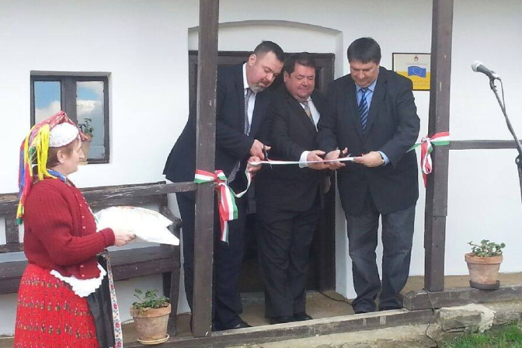 Felújított falumúzeum és vendégház Hollókőn