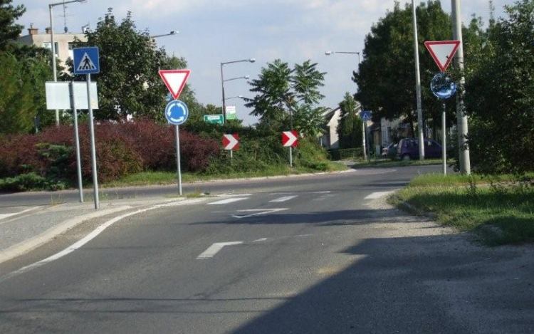 Körforgalmi csomópontot építenek Balassagyarmaton