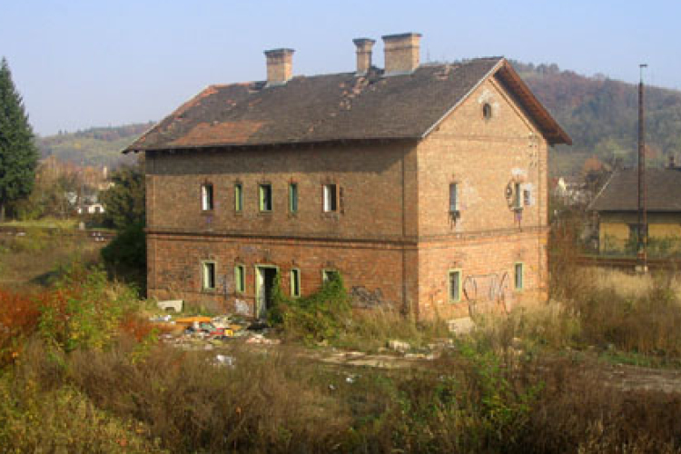 Bontják az életveszélyessé vált lakásokat Salgótarjánban