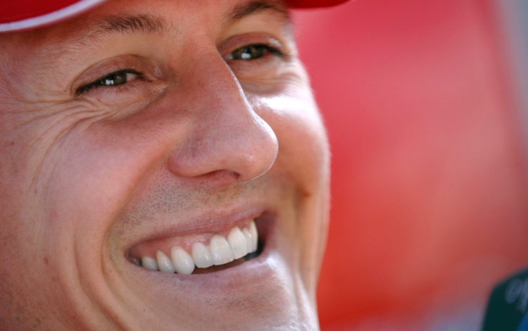 Schumacher-baleset: várni kell a részletekre