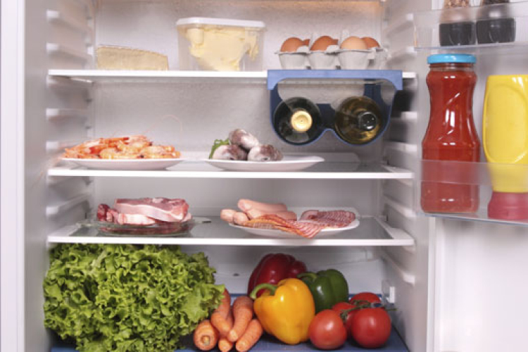 Nyáron különösen figyelni kell az élelmiszerek megfelelő kezelésére