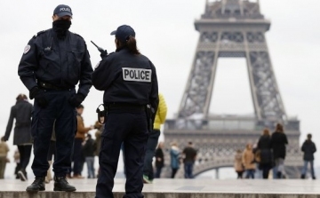 Rendkívüli biztonsági készültség az Eb-döntő estéjén Párizsban