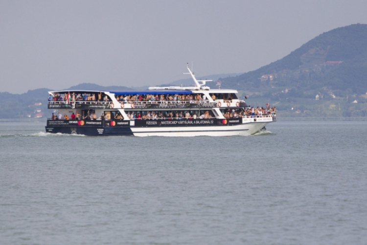 A tavalyinál jobb nyárra számít a Balatoni Hajózási Zrt.