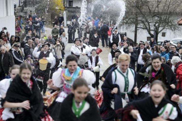 Több mint 10.000 látogató Hollókőn