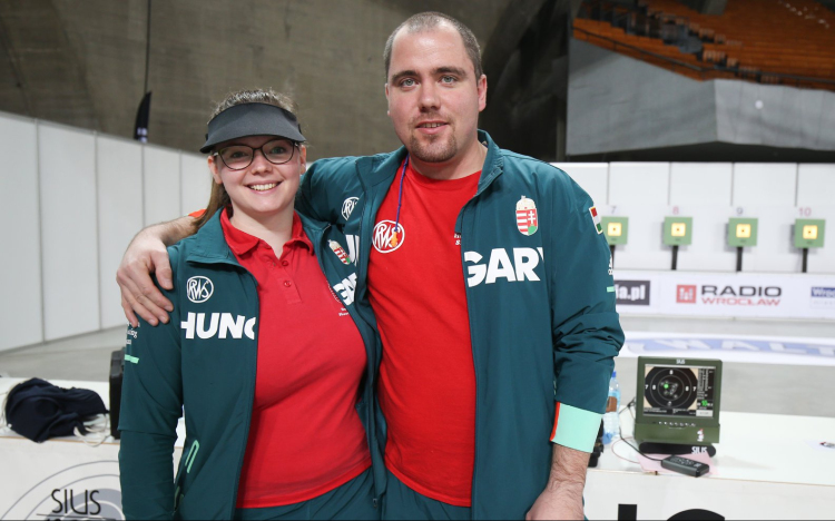 Sportlövő ob - Major Veronika és Tátrai-Fejes Miklós nyert légpisztolyban.