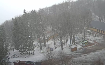 Megérkezett az idei szezon első havazása Kékestetőre!