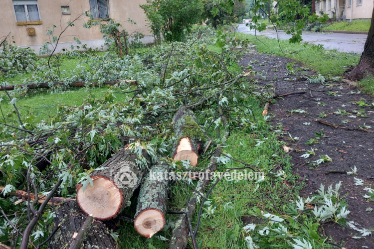  Lecsapott a vihar Nógrád vármegyére!