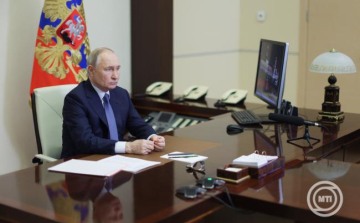 Nem erősítette meg és nem is cáfolta a Kreml az orosz-amerikai elnöki telefonbeszélgetésről szóló bejelentést