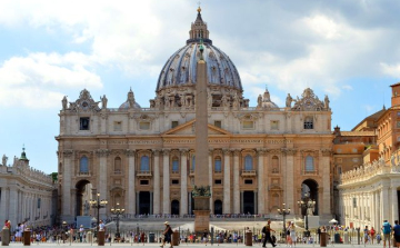 Püspöki tanácskozás kezdődik a Vatikánban.