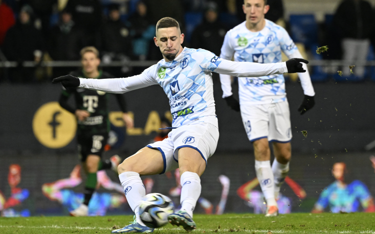 Labdarúgó NB I - Döntetlent játszott Felcsúton a PAFC az FTC-vel.