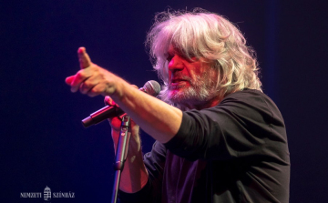 Földes László, Hobo - Kossuth-díjas énekes, dalszerző, előadóművész, a Hobo Blues Band alapítótagja