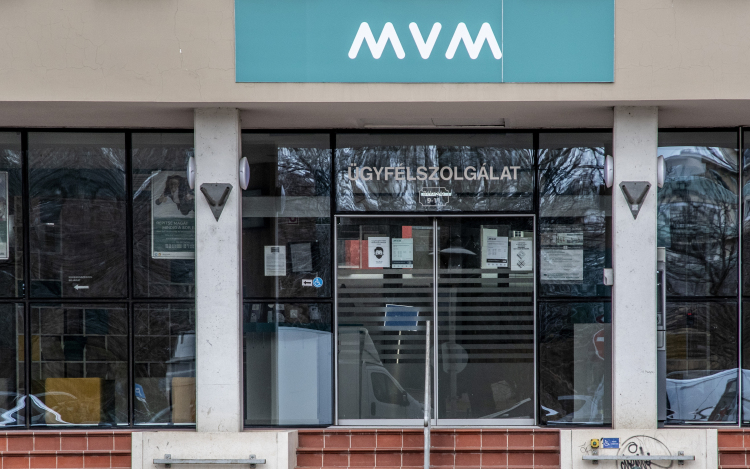 Az MVM csoport megvásárolja a tázlári napelemes erőművet.