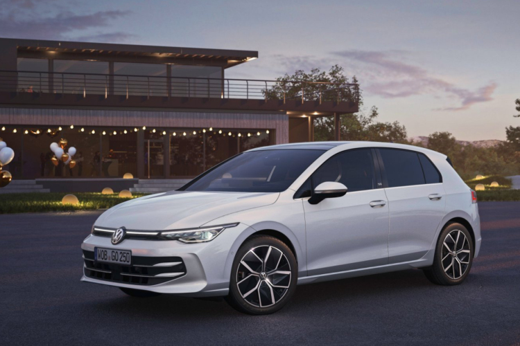 Edition 50 limitált szériával indul a frissített VW Golf forgalmazása.