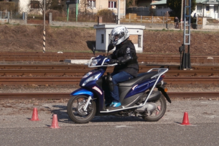 Folytatódik a SuliMoped Nógrád megyében is