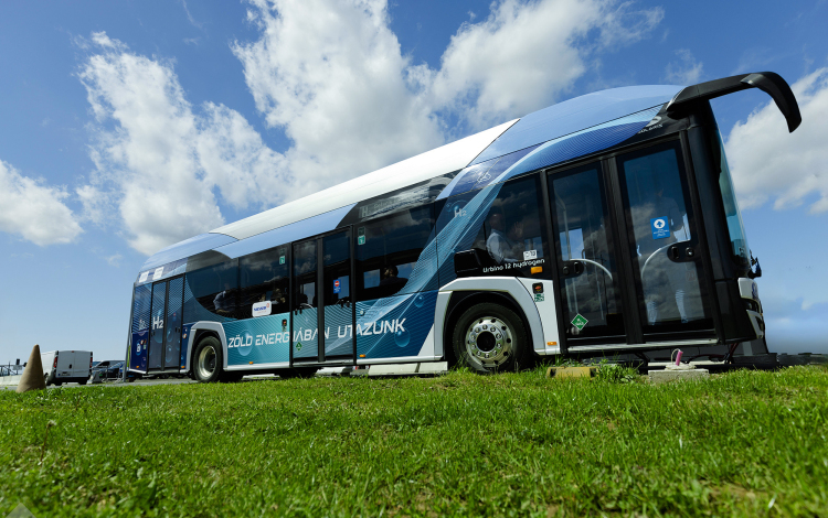Júniusban Győrben is tesztelik hidrogéncellás autóbuszt.