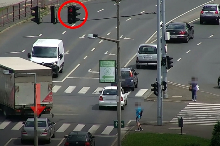 Drónnal a közlekedésbiztonságért