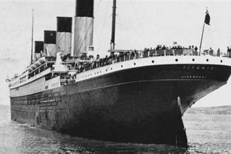 Vízre bocsátották a Titanicot