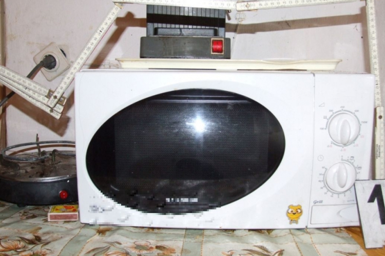 Elhordták a berendezési tárgyakat