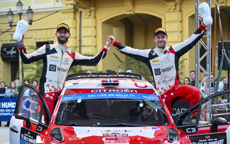 Rali Eb - Csomósék balesete után Östberg nyerte a Rally Hungaryt.