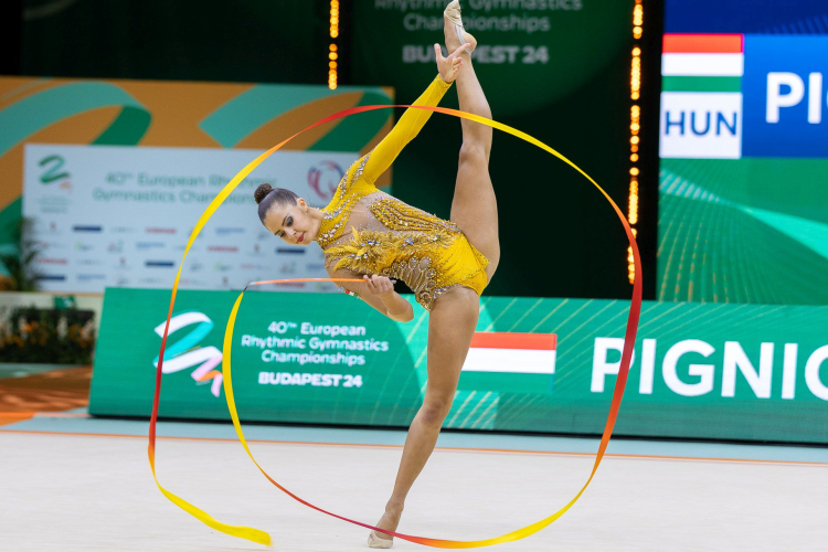 Rg Eb - Pigniczki Fanni ötödik lett szalaggal.