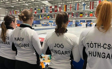 Curling Eb - A magyar női csapat feljutott az élvonalba!