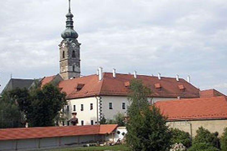 Történelmi emlékhellyé vált a szécsényi ferences kolostor