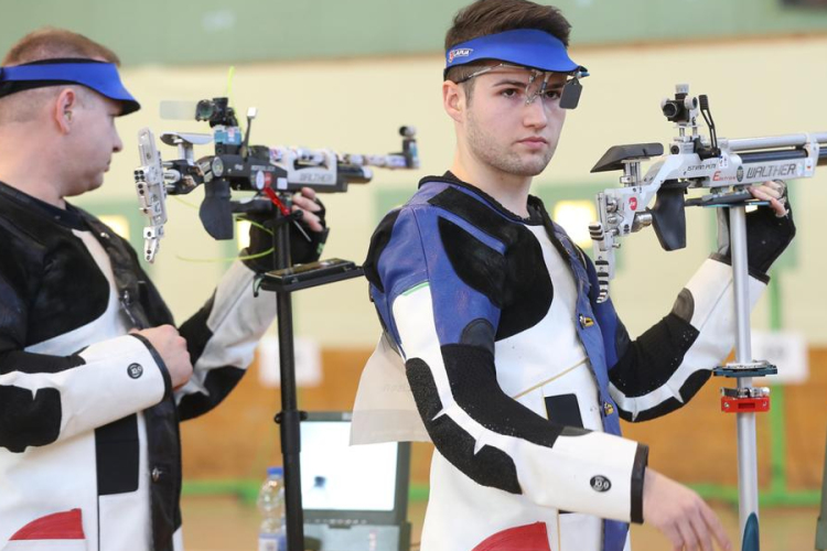 Légfegyveres Eb - Messze voltak a döntőtől a magyar férfi pisztolyosok.