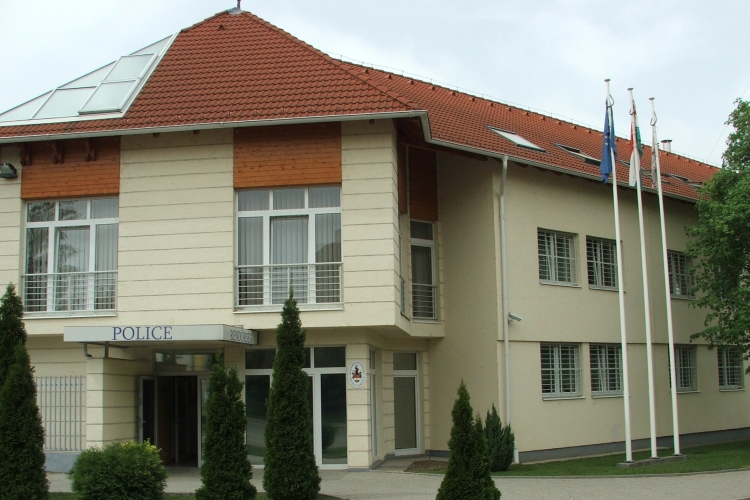 Elektromos energia megtakarítás napelemekkel a Nógrád Megyei Rendőr-főkapitányság egyes épületein
