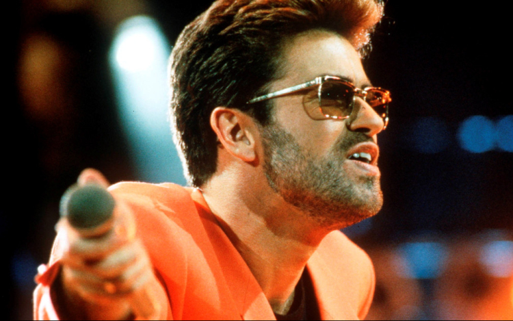 George Michael igaz története - a színpadon szárnyalt, de a magánéletében 