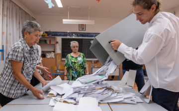 Elrendelte a Kúria a főpolgármester-választás szavazatainak újraszámlálását
