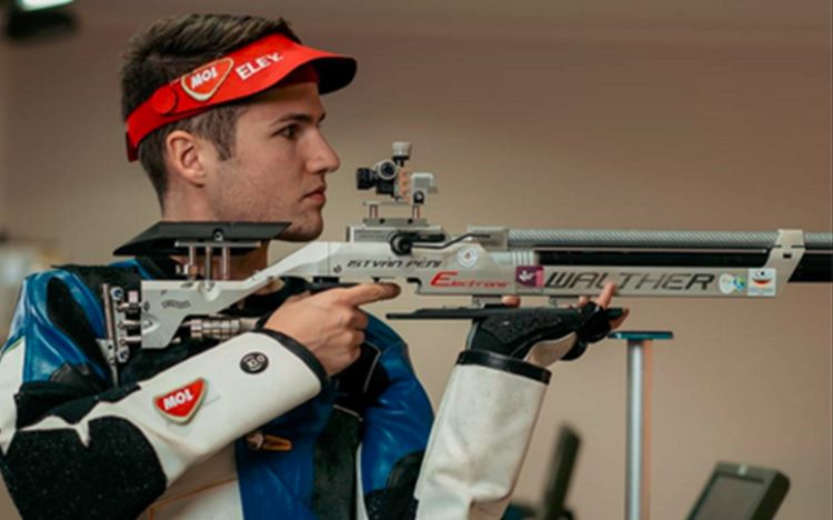 Bronzérmes a Mészáros, Péni kettős a granadai sportlövő vk-n.