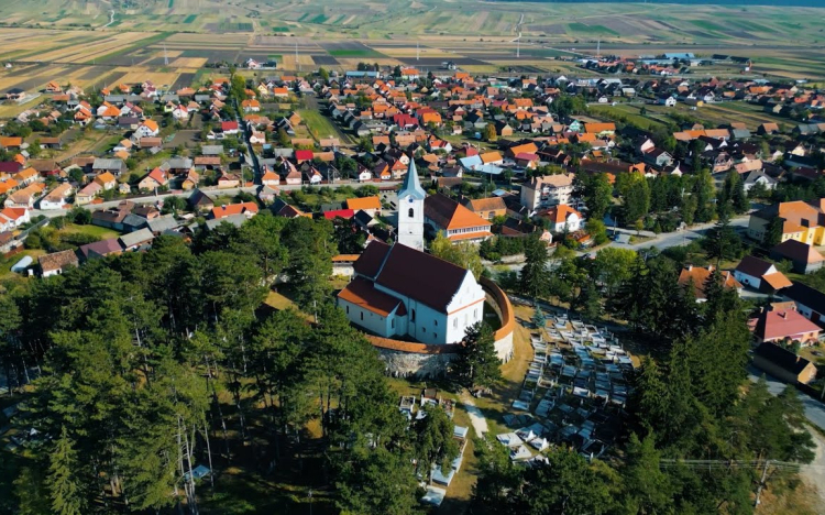 ÖRÖKSÉGÜL - A közelmúlt történelmének egy-egy szelete