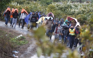 Illegális bevándorlás: a magyar és a német kormány egyetért abban, hogy a megoldás feltétele az áradat megállítása
