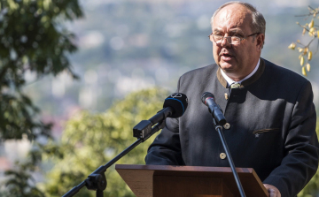 Gyermekotthonok felújításában működnek közre az állami erdészetek.