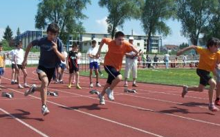 Erős mezőnyben szerepeltek az ifjú salgótarjáni atléták