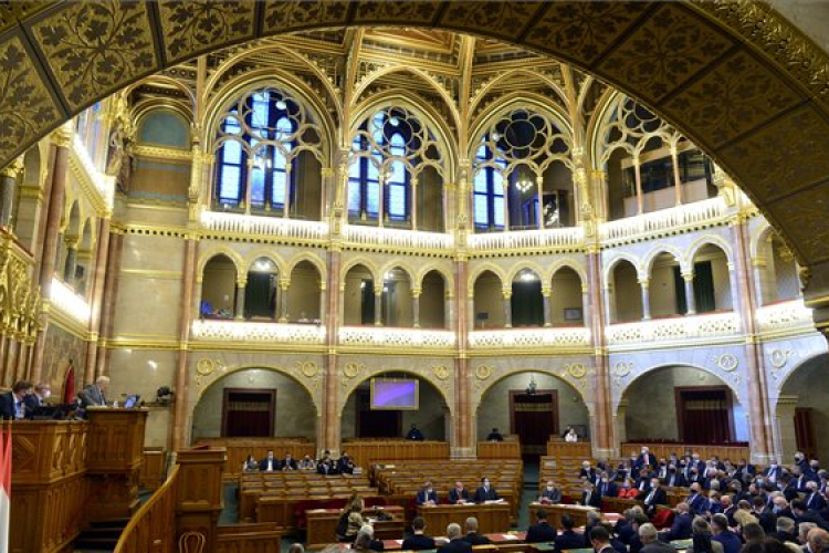 A 2023-as költségvetésről szavaz a parlament