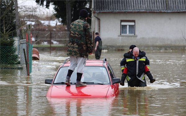 Lakóházakat öntött el a Rába Körmenden