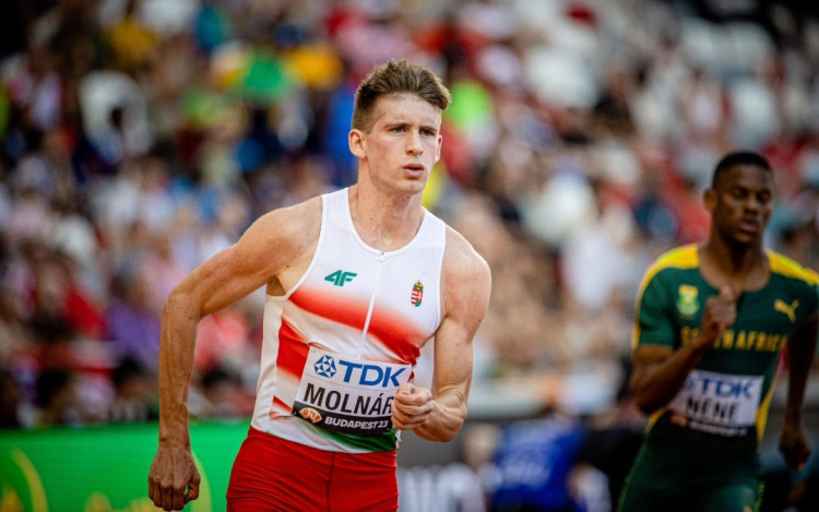 Fedett pályás atlétikai vb - Molnár Attila futamgyőzelemmel elődöntős.