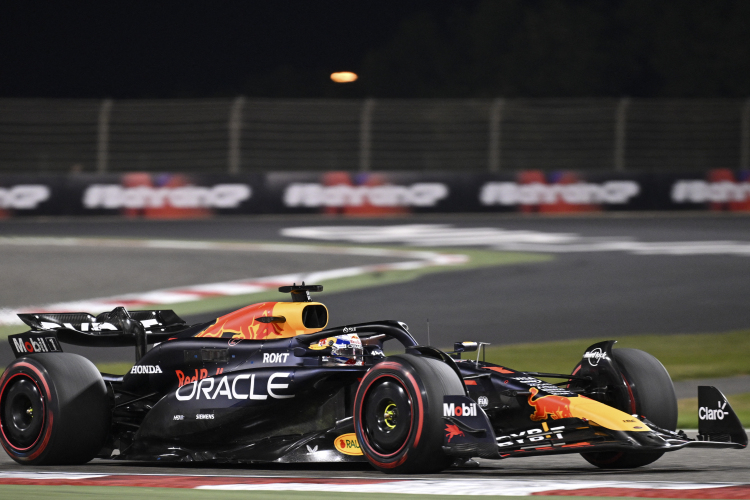 Szaúdi Nagydíj - Dzsiddában is folytatódott Verstappen sikersorozata.