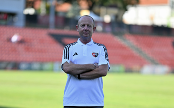 Új korszak a PMFC-nél: bemutatkozik Baksa Zsolt, a klub új tulajdonosa