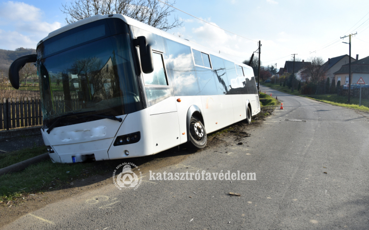  Két tűzeset Szuhán, Buszbaleset Nógrádmarcalon.