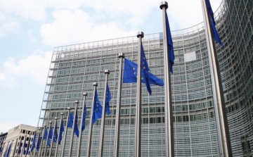 Brüsszel új javaslatot készít a migrációs politika átalakítására