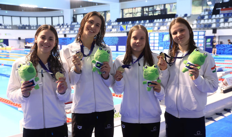 Junior úszó Eb - Ismét aranyérmes a női 4x200-as gyorsváltó.
