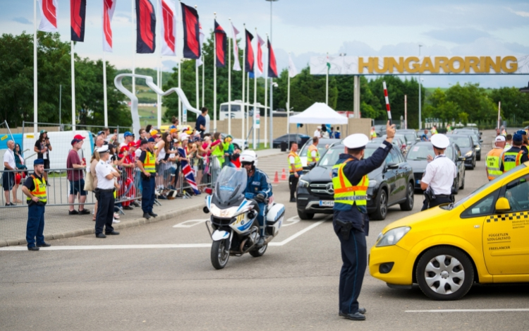 Magyar Nagydíj - Fokozott a rendőri jelenlét a Hungaroring környékén.