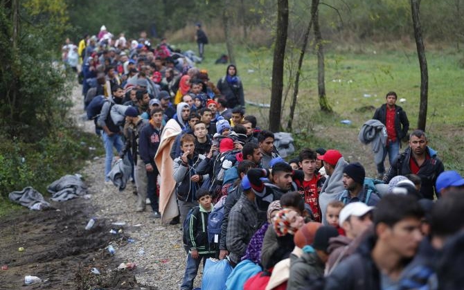 Illegális bevándorlás: három útvonalon is érkezhetnek migránsok